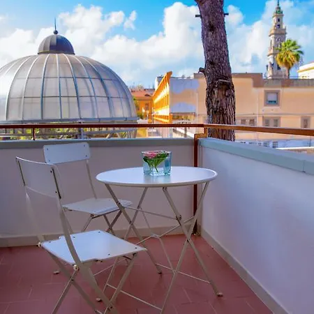 Guest house Gleda In The Square *